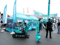 【SUPER GT 第5戦】建設機械をサーキットに展示…KOBELCO「新しい取り組み」 画像