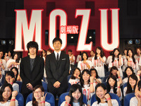 西島秀俊、「MOZU」フィリピンロケの秘話明かす…「銃は本物」 画像