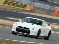 R35 GT-R ドライビングレッスン、インストラクターは鈴木利男氏…10月4日 富士 画像