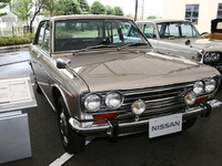 【日産1億台写真蔵】ブルーバード 1600デラックス 画像