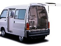 スバル『サンバー』に訪問介護事業専門の特装車 画像