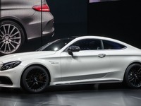 【フランクフルトモーターショー15】メルセデス Cクラス クーペ 新型に510hpの 63 AMG…Cクラス史上 最もスポーティ 画像