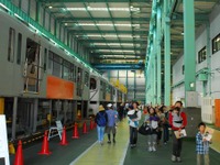 多摩モノレール、家族限定の車両基地見学会を実施…10月31日 画像