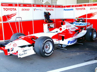 【トヨタF1】デモラン…臨海都心を駆け抜けた!! 画像