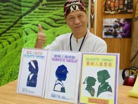 【ツーリズムEXPO15】わずか1分の早ワザ…台湾切り絵達人のスーパーテクニックを体験 画像