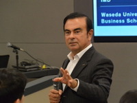 日産ゴーンCEO「経営者にスーパーマンはいないが、裸の王様も許されない」 画像