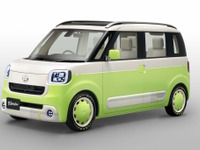【東京モーターショー15】ダイハツ ヒナタ、デザイン性とスペース機能の融合を提案するコンセプト 画像