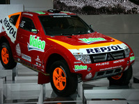 【パリモーターショー06】三菱 パジェロ エボ 07年パリダカ…全てを新作 画像