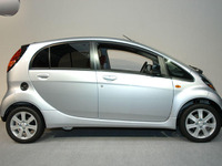 三菱自動車 i にグッドデザイン金賞、eKワゴンもグッドデザイン賞 画像