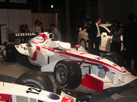 【スーパーアグリF1】日本GP直前会見…今は零戦 画像