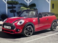 【東京モーターショー15】MINI コンバーチブル 新型に「クーパーS」…2.0ターボは192馬力 画像