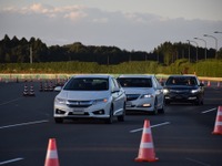 【ホンダミーティング15】渋滞運転支援機能を体験、低速域でも車両を制御 画像