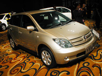 【今が売り時の車】トヨタ イスト…ヴィッツ はモデルチェンジしたぞ 画像