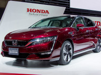 【東京モーターショー15】ホンダ クラリティ フューエル セル…ホンダ初の市販FCV登場［詳細画像］ 画像