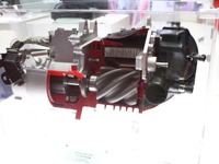 【東京モーターショー15】トヨタ MIRAI にはスーパーチャージャーが搭載されていた!?　豊田自動織機 画像
