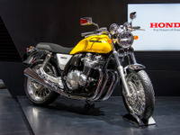 【東京モーターショー15】ホンダ コンセプトCB…空冷直4 1100ccエンジン搭載［詳細画像］ 画像