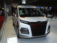 【東京モーターショー15】トヨタ車体 ノア アクティブ クロス…フレキシブルスロープ装備［詳細画像］ 画像