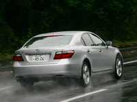 【インプレ'06】熊倉重春 レクサス『LS460』　スポーツセダンの軽快さ 画像