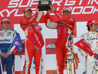 【SUPER GT】写真蔵…第8戦、フェアレディZが今季2勝目 画像
