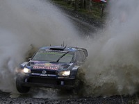 【WRC 最終戦】VW圧勝、全13戦中12勝でシーズンを締めくくる 画像