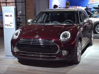 【ロサンゼルスモーターショー15】MINI クラブマン 新型、米国初公開…利便性の高い6ドア車 画像