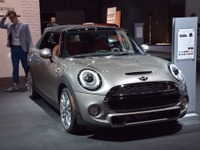 【ロサンゼルスモーターショー15】MINI コンバーチブル…ルーフスライディングで利便性アップ［詳細画像］ 画像