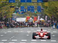 大阪・御堂筋をF1マシンが走った! 歩行者天国でデモ走行 画像
