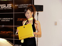 ランボルギーニとのコラボノートPC 画像