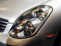 【誕生・新型日産『スカイライン』】消えたドーナツ型テールランプ 画像