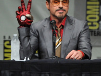 アベンジャーズに亀裂…アイアンマンとキャプテン・アメリカが対立 画像