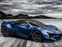 【ドバイモーターショー15】新型スーパーカー、「フェニア」初公開…900馬力で最高速400km/h超 画像