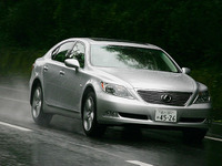 【インプレ'06】MJブロンディ レクサス『LS460』　揺らぎない安心感 画像