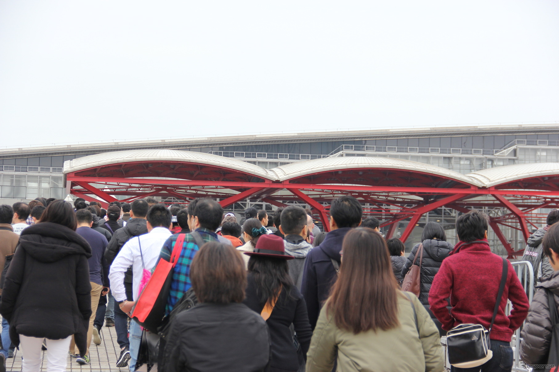 32万5000人を動員した東京オートサロン2016