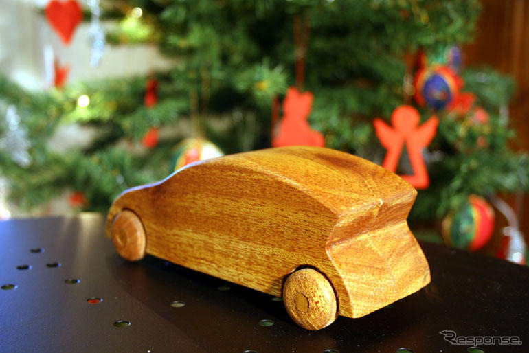 大矢アキオ『喰いすぎ注意』…イタリア人がクリスマスに選んだ日本車