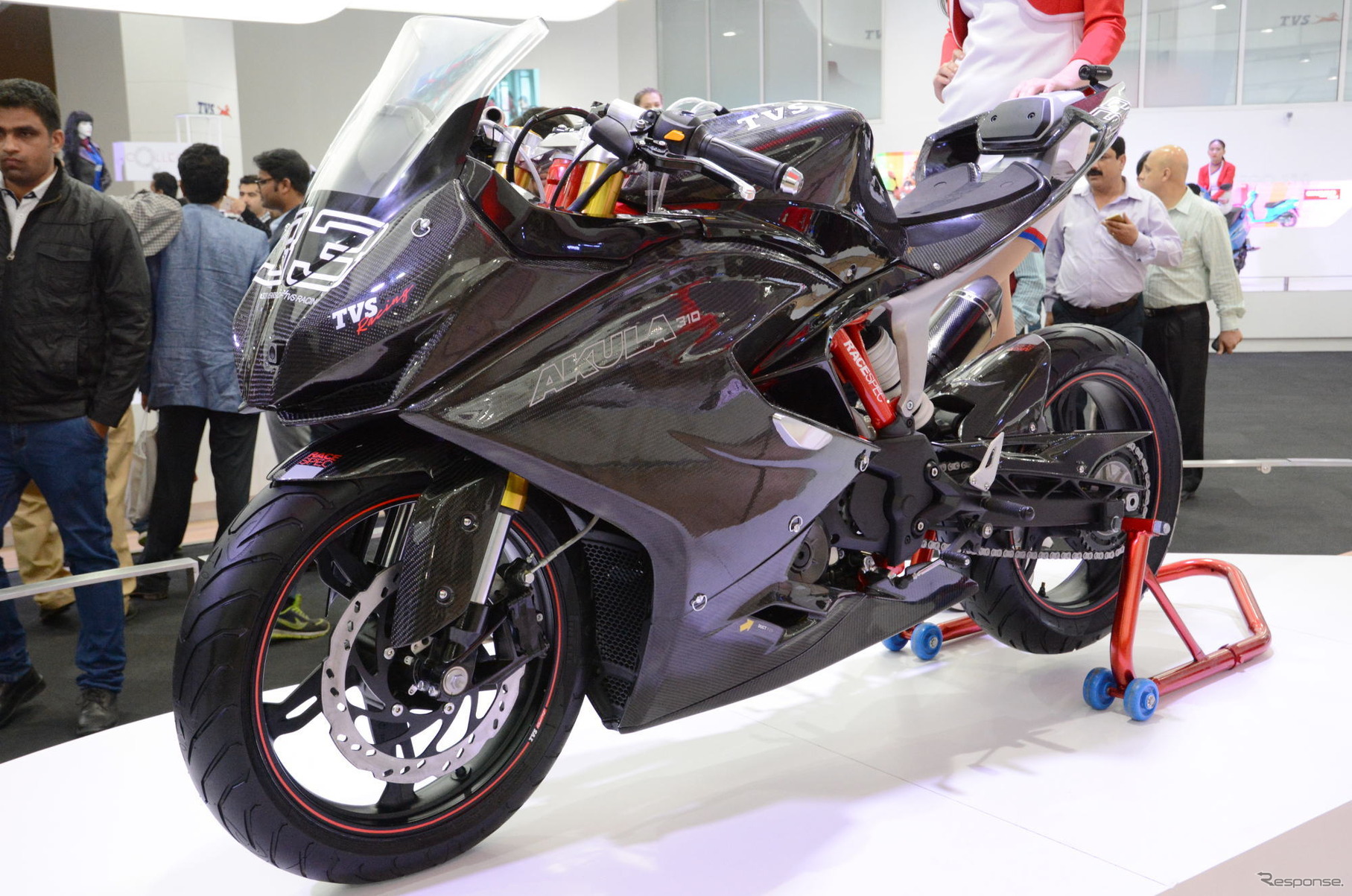 TVS AKULA 310