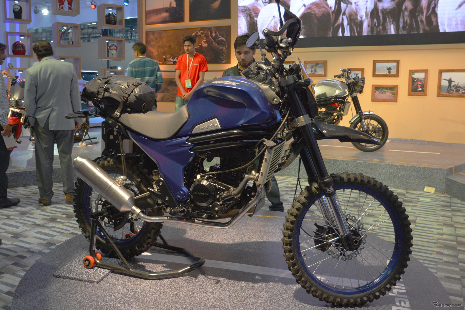 Mahindra MOJO ADVENTURE TOURER