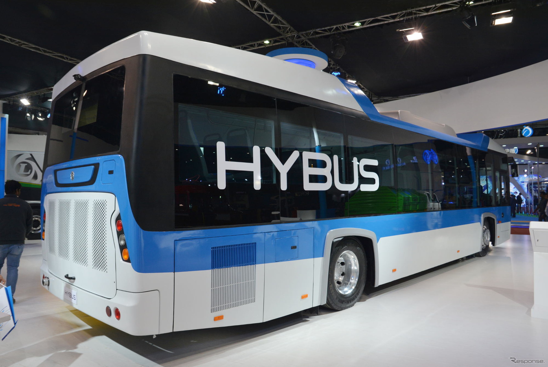 アショク・レイランド HYBUS