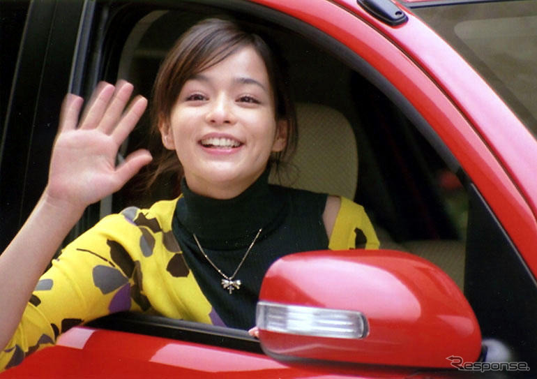 トヨタ パッソ のCMに加藤ローサ…「おおざっぱ」と「ひとまかせ」