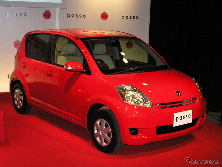 トヨタ パッソ のCMに加藤ローサ…「おおざっぱ」と「ひとまかせ」