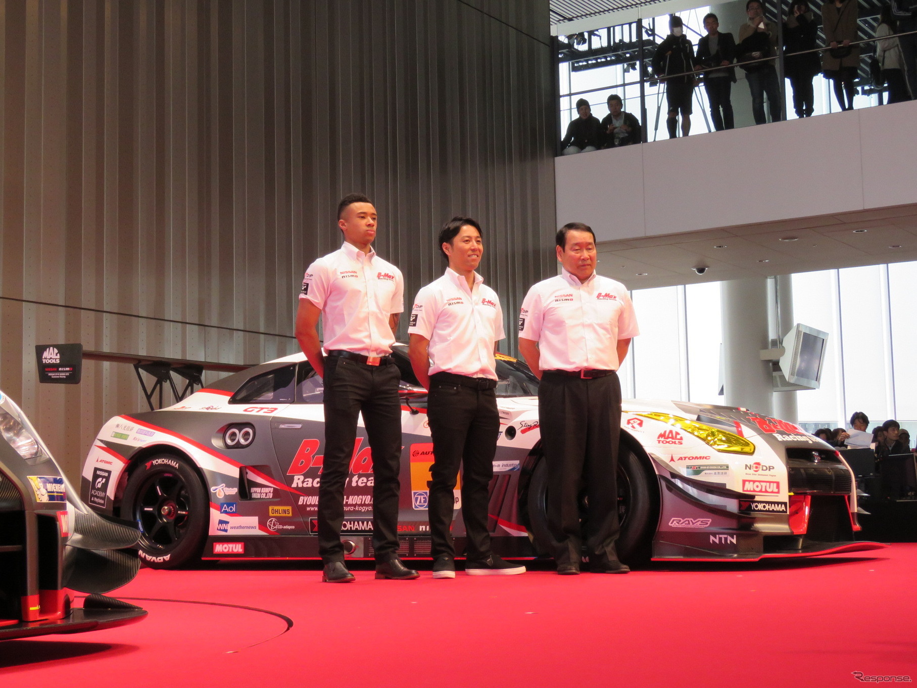 GT300クラスを戦う#3 B-MAX NDDP GT-Rのヤン・マーデンボロー、星野一樹、長谷見昌弘監督。