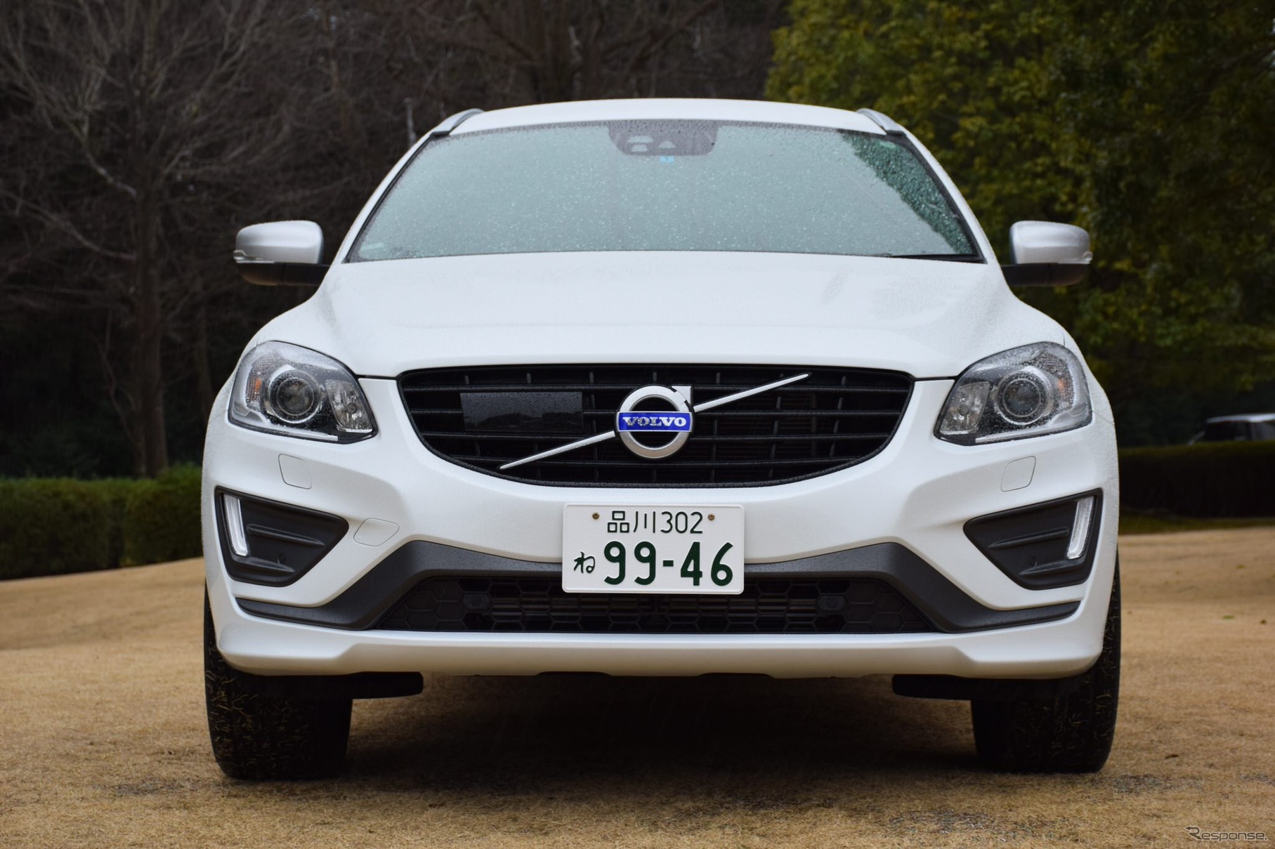 ボルボ XC60 T6 AWD R-デザイン