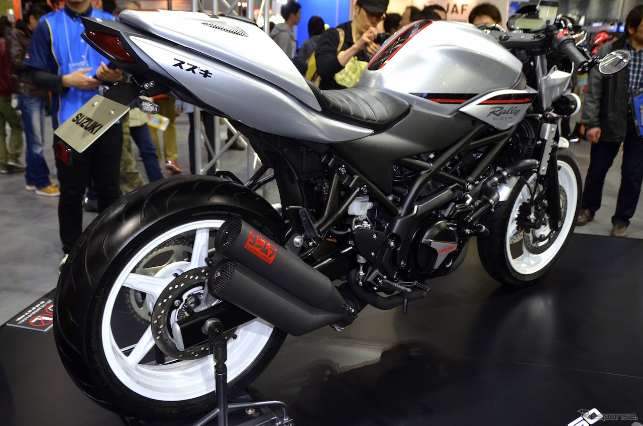 「カフェレーサー×オンロードラリー」をテーマとしたカスタムコンセプト、SV650 RALLY CONSEPT。