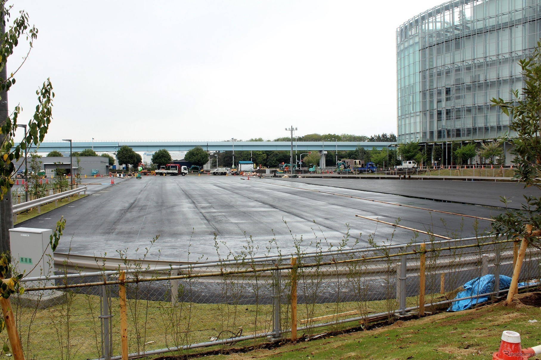 7月のオープンに向け建設中のBMW GROUP Tokyo Bay