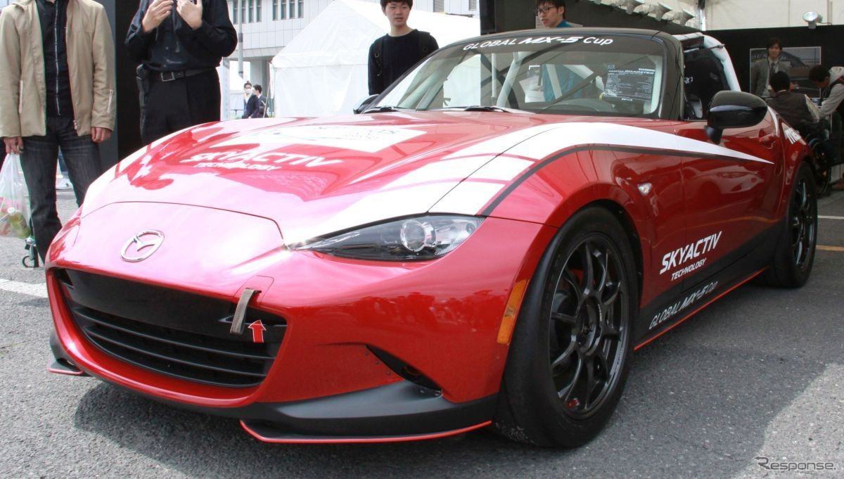 MX-5 Cup仕様の競技車両