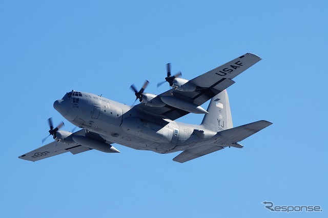 機材輸送にC-130輸送機が使われる予定となっている。