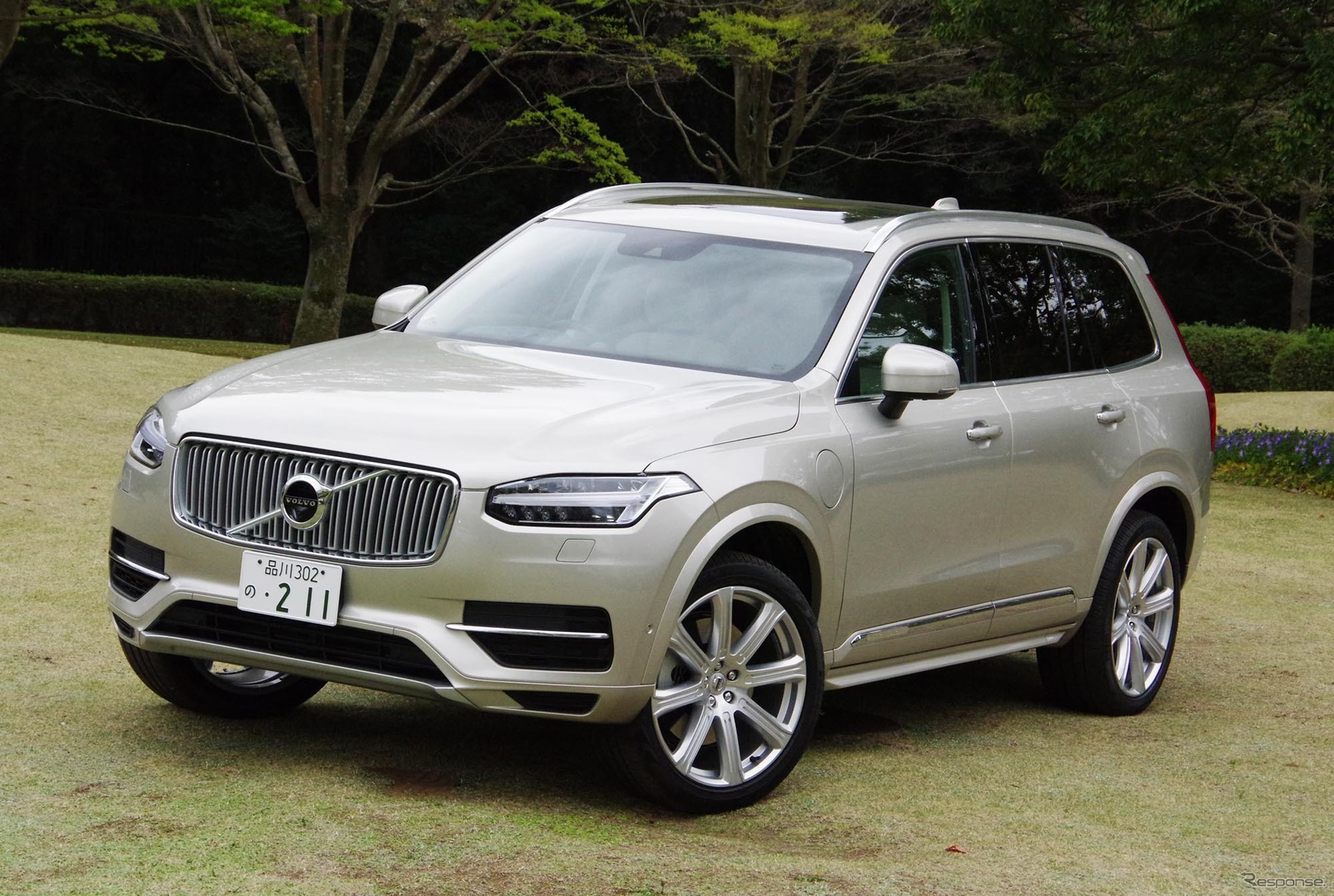 ボルボ XC90 T8 Twin Engine AWD Inscription