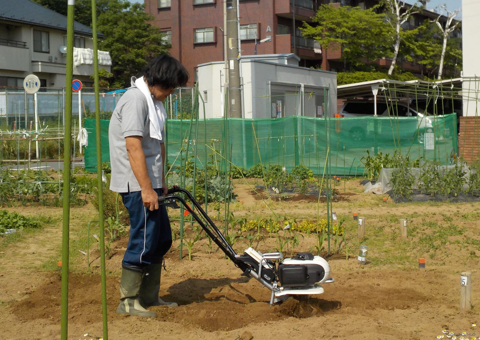 ガスボンベ式耕うん機「ピアンタFV200」を試す