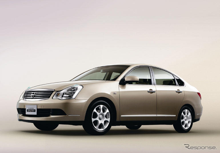 日産 ブルーバードシルフィ に特別仕様ナチュラルリミテッド