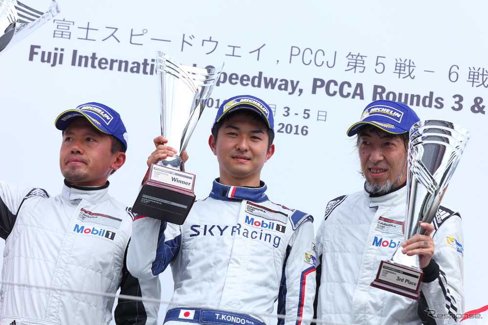 ポルシェ カレラカップ ジャパン（PCCJ）第6戦 表彰式