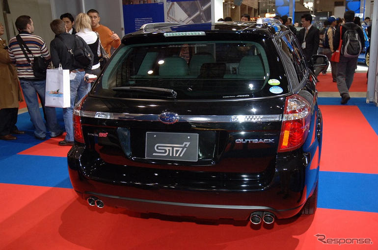 【東京オートサロン07】スバル アウトバック STI はプラス100万円
